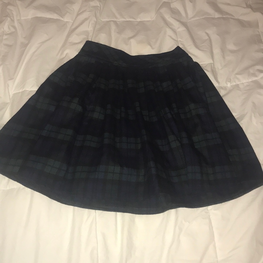 Green/blue plaid skirt